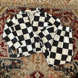 Checkered print pajamas